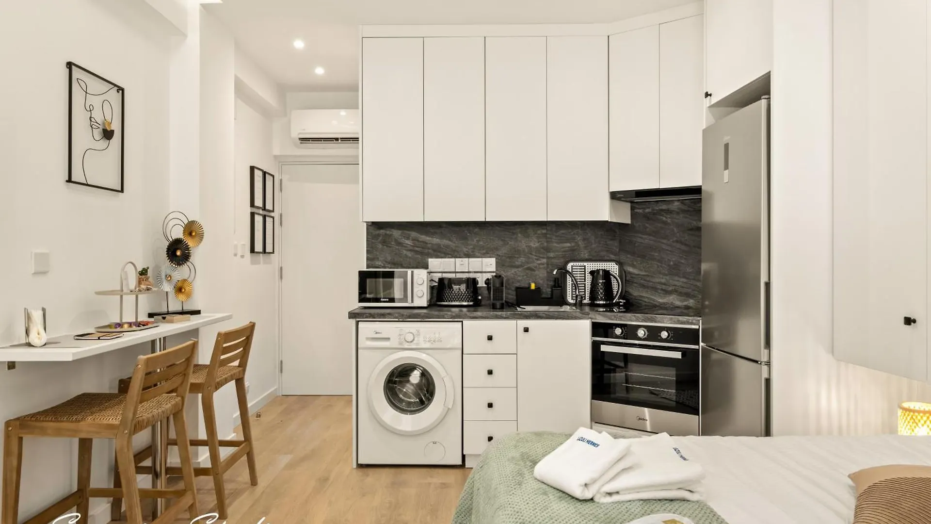Lazuli Hermes Apartments Larnaca Aparthotel